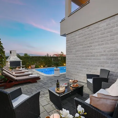 Luminosa By Feel Croatia *